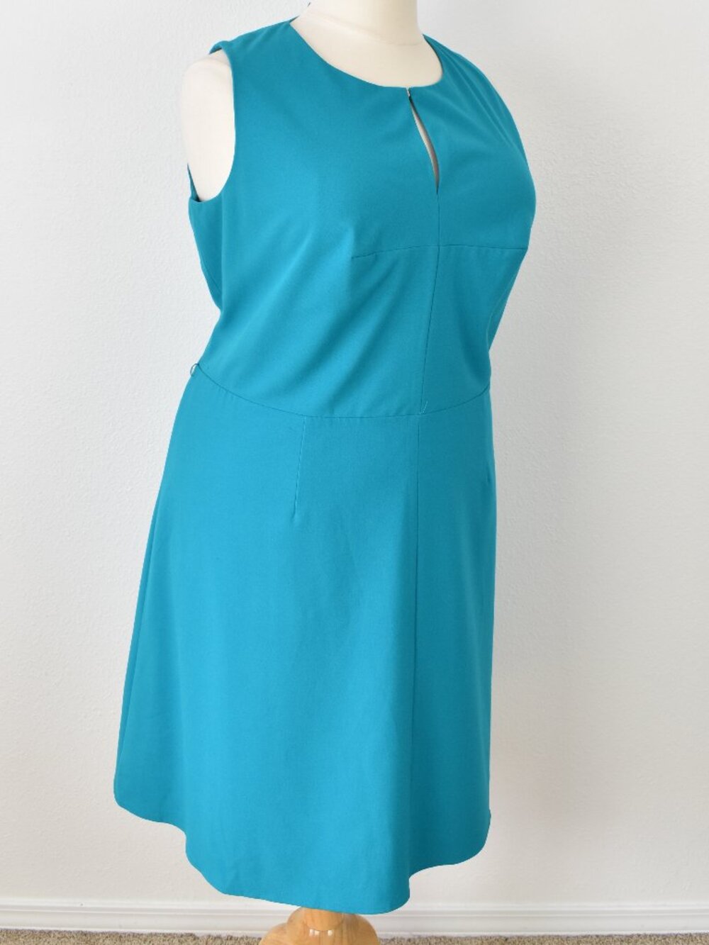 Calvin Klein Fit and Flare Keyhole Dress Blue-Green - 22W - Picture 7 of 10
